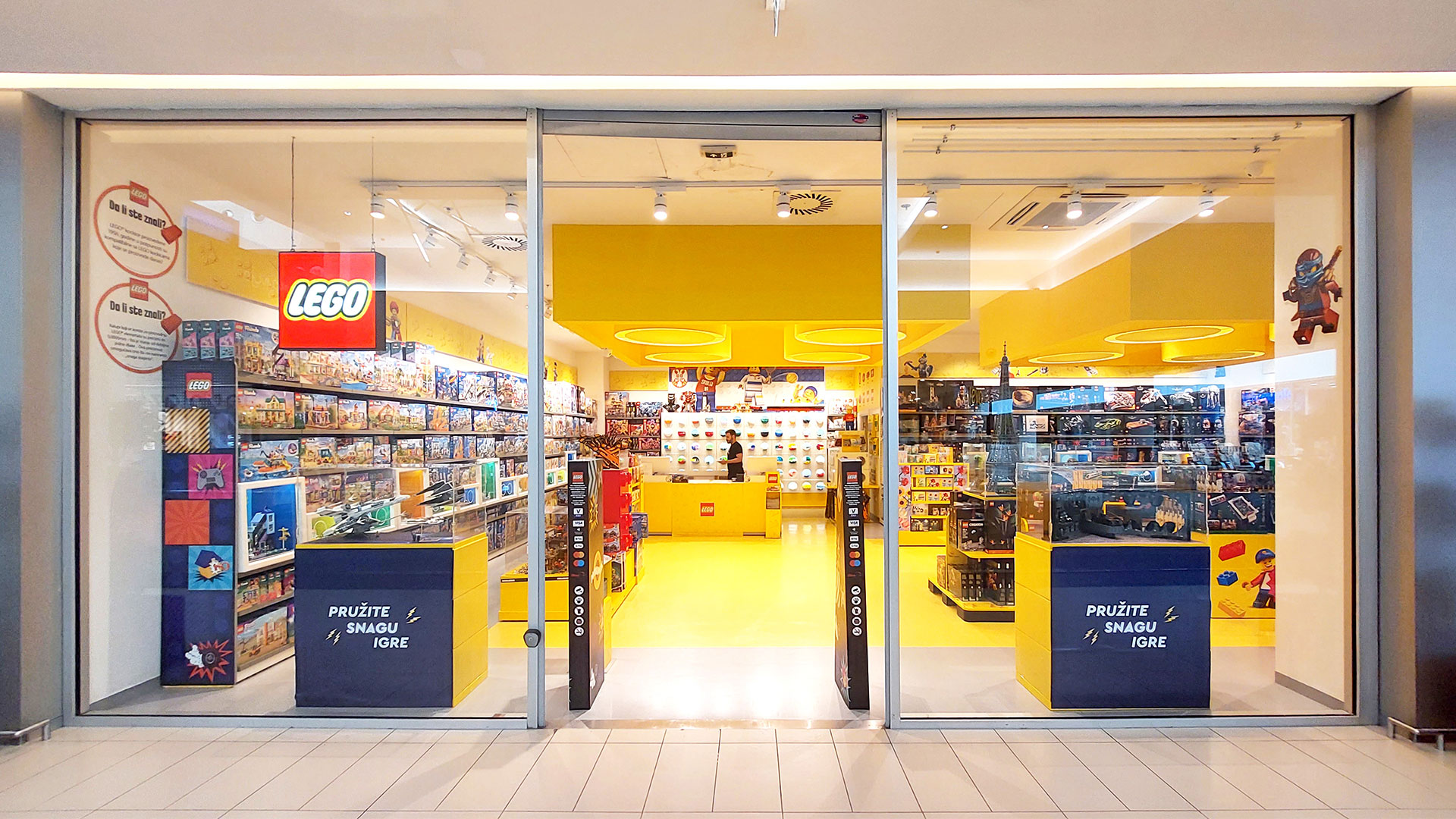 Lego Store • ArcoSITE